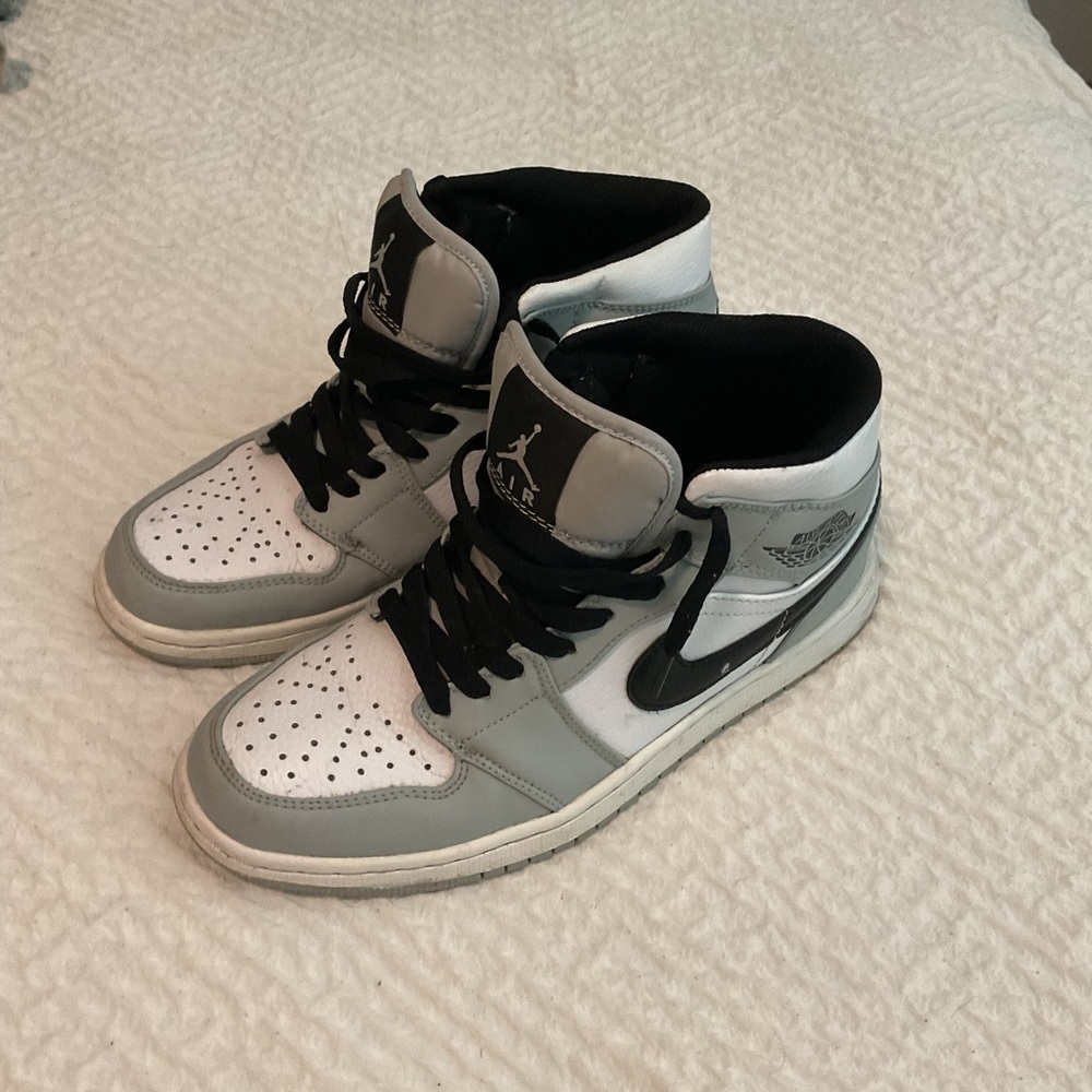 Men's Jordan 1 Mid shoes - Light Smoke Gray